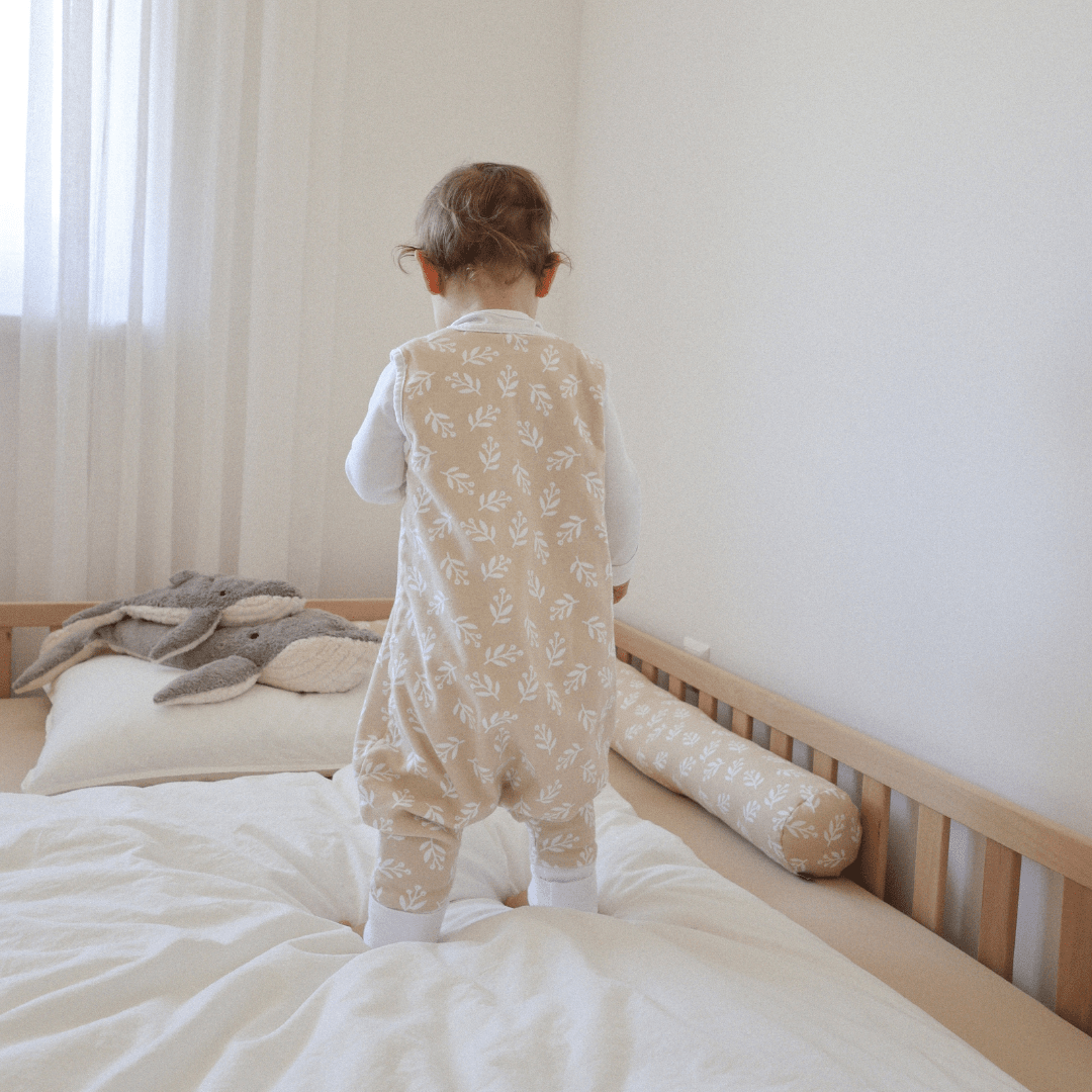 Slaapzak met voetjes 1.0 TOG | Floral Sand